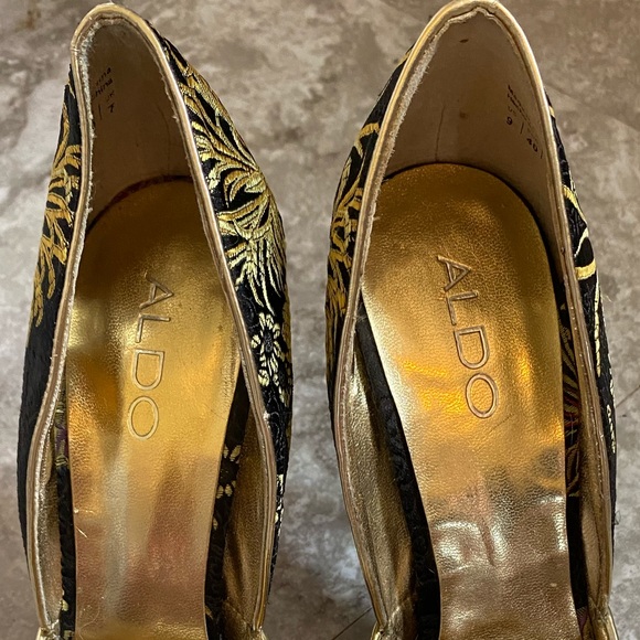 THE RAREST SHOES YOU’LL FIND!! Aldo classics from before they went cheap!! - Picture 7 of 7